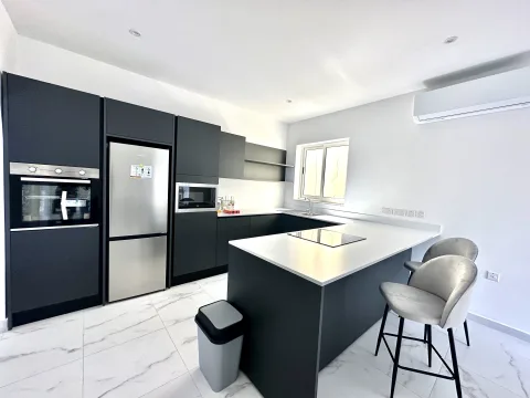 3 bed Apartment For Rent in Sliema, Sliema - thumb 3