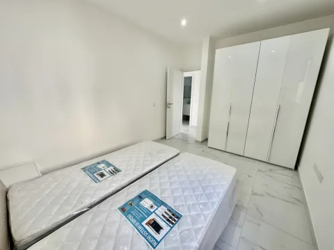 3 bed Apartment For Rent in Sliema, Sliema - thumb 9