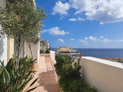 2 bed Penthouse For Rent in Sliema, Sliema - thumb 1