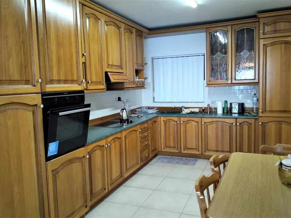 3 bed Apartment For Rent in Sliema, Sliema - thumb 3