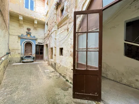 3 bed Palazzo For Sale in Vittoriosa, Vittoriosa - thumb 3