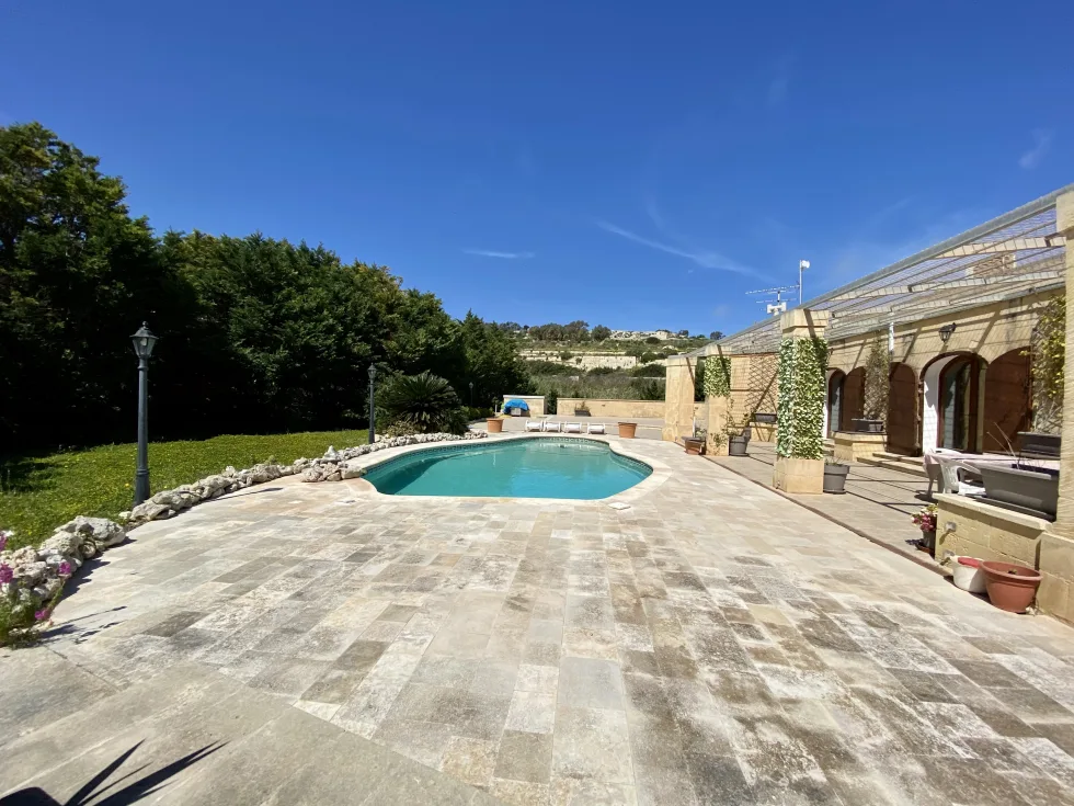 4 bed Farmhouse For Sale in Siggiewi, Siggiewi - thumb 2