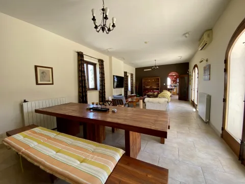 4 bed Farmhouse For Sale in Siggiewi, Siggiewi - thumb 8