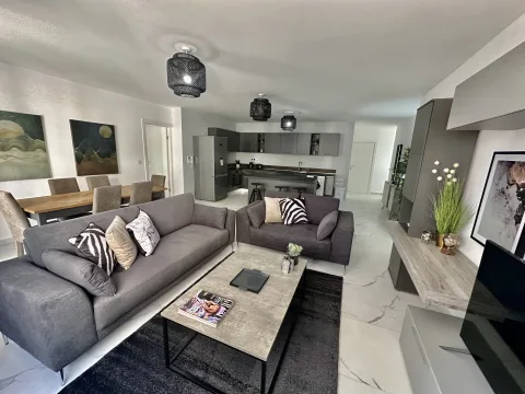 2 bed Apartment For Rent in Sliema, Sliema - thumb 1