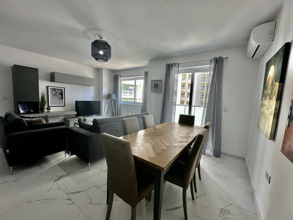 2 bed Apartment For Rent in Sliema, Sliema - thumb 4