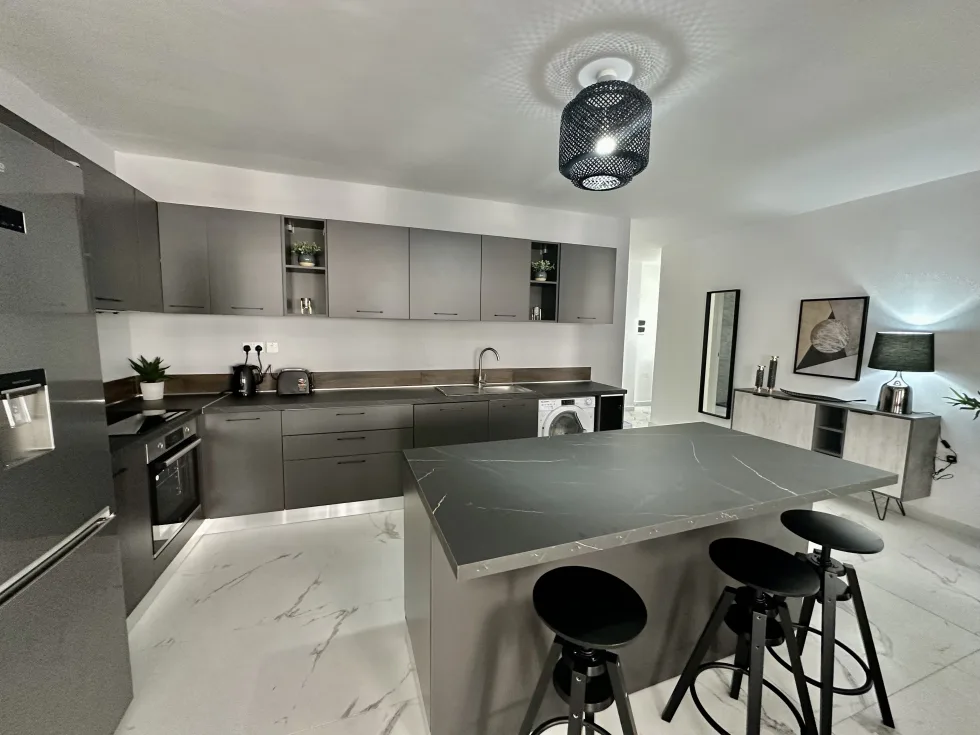 2 bed Apartment For Rent in Sliema, Sliema - thumb 5