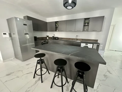 2 bed Apartment For Rent in Sliema, Sliema - thumb 6