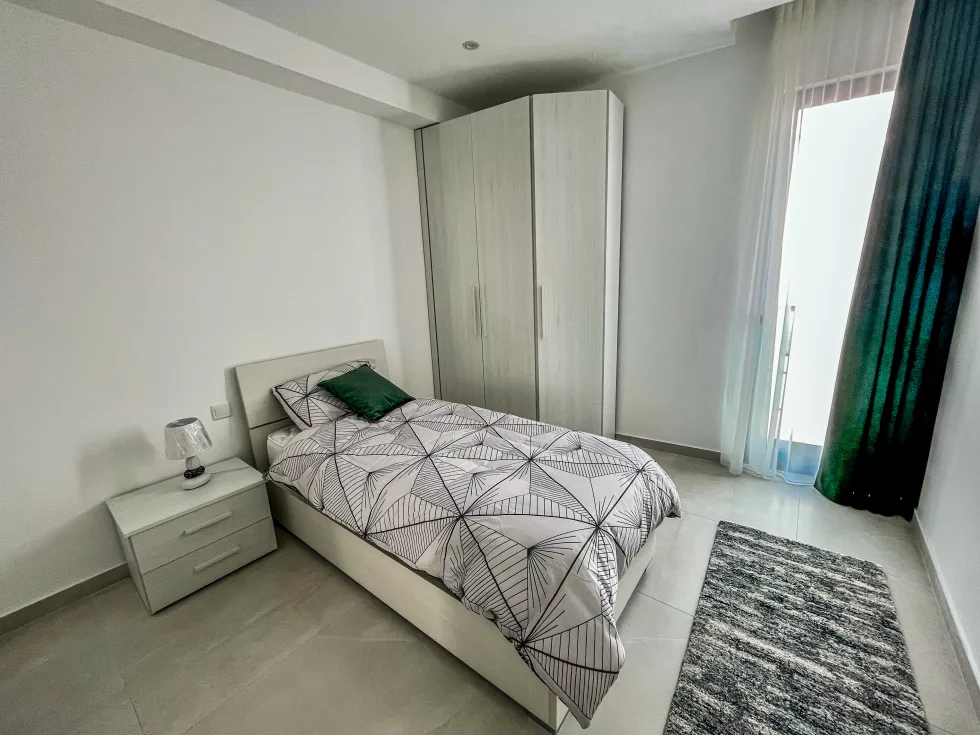 3 bed Apartment For Rent in Sliema, Sliema - thumb 10