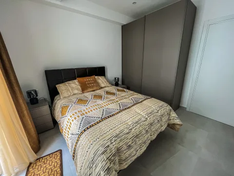 3 bed Apartment For Rent in Sliema, Sliema - thumb 8