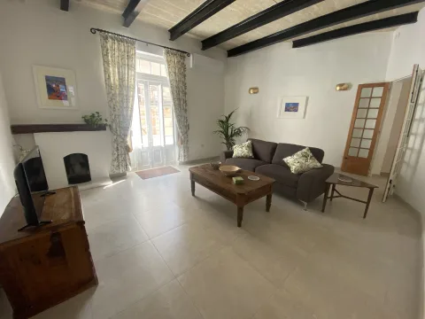 2 bed Apartment For Rent in Sliema, Sliema - thumb 1