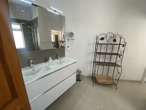 2 bed Apartment For Rent in Sliema, Sliema - thumb 10