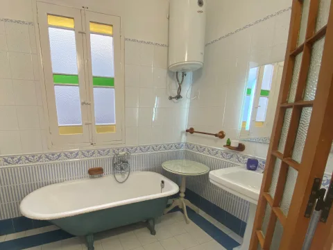 2 bed Apartment For Rent in Sliema, Sliema - thumb 5