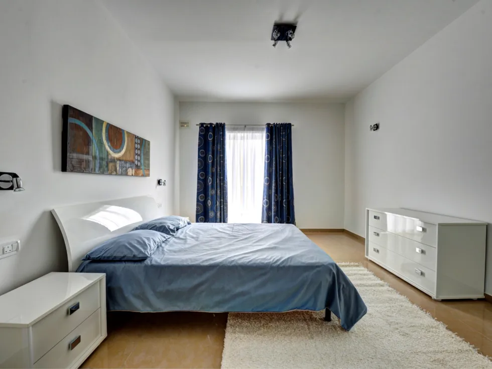 3 bed Apartment For Rent in Sliema, Sliema - thumb 11