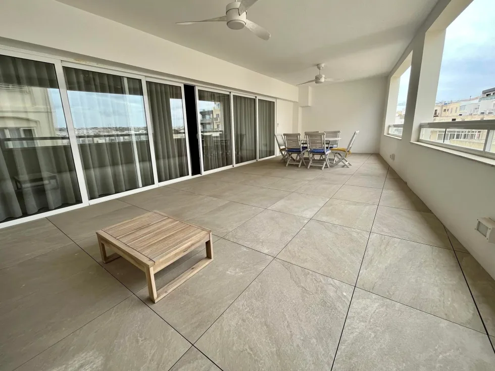 3 bed Apartment For Rent in Sliema, Sliema - thumb 7