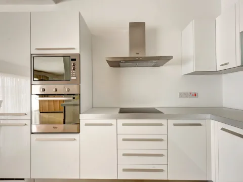 3 bed Apartment For Rent in Sliema, Sliema - thumb 9