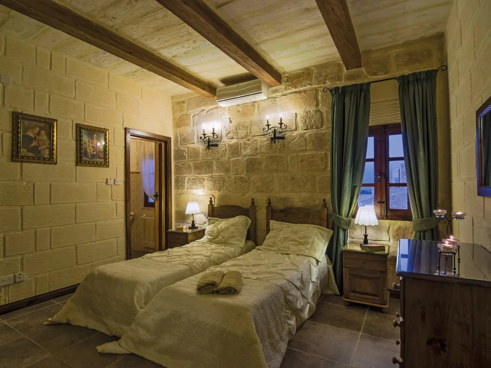 5 bed Villa For Rent in Zejtun, Zejtun - thumb 10