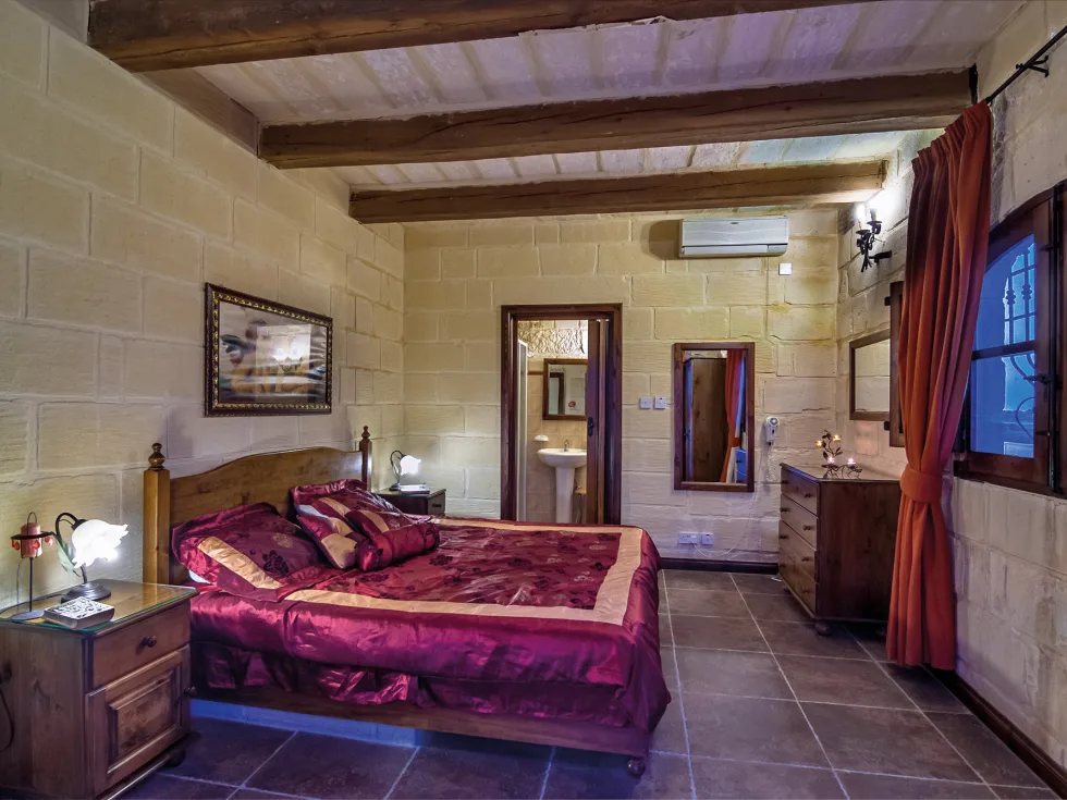 5 bed Villa For Rent in Zejtun, Zejtun - thumb 9