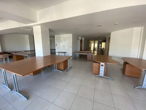 0 bed Office For Rent in Sliema, Sliema - thumb 4