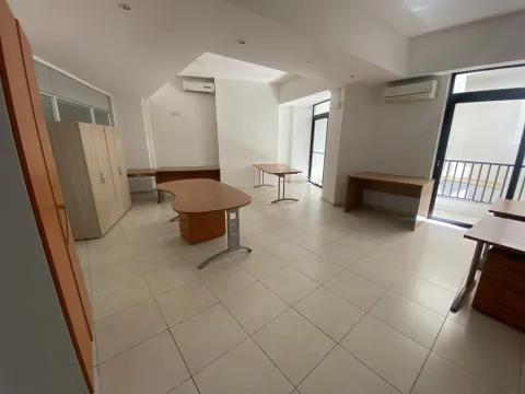0 bed Office For Rent in Sliema, Sliema - thumb 6