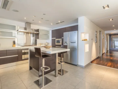 2 bed Penthouse For Rent in Sliema, Sliema - thumb 11