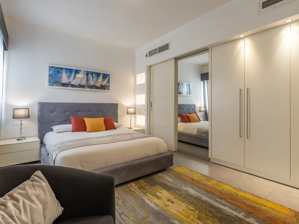 2 bed Penthouse For Rent in Sliema, Sliema - thumb 17