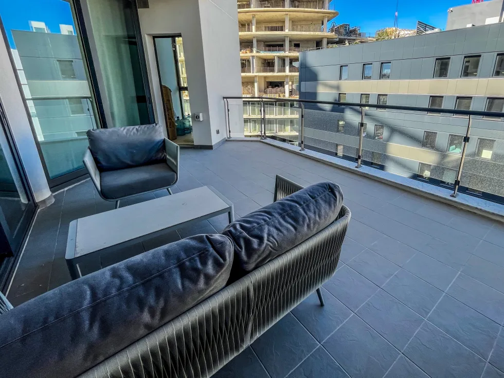 3 bed Apartment For Rent in St Julian's, St Julian's - thumb 4