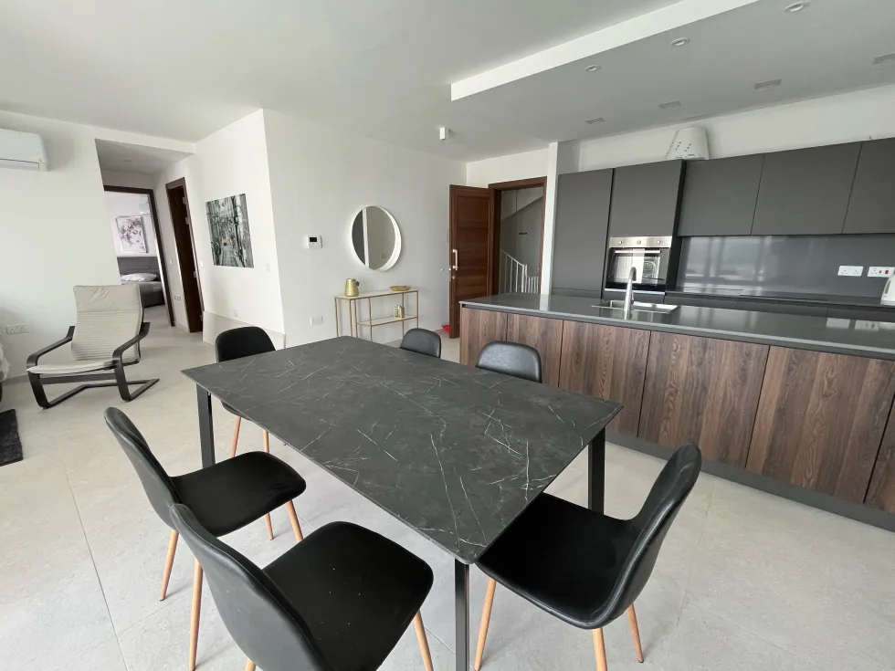 2 bed Apartment For Rent in Naxxar, Naxxar - thumb 4