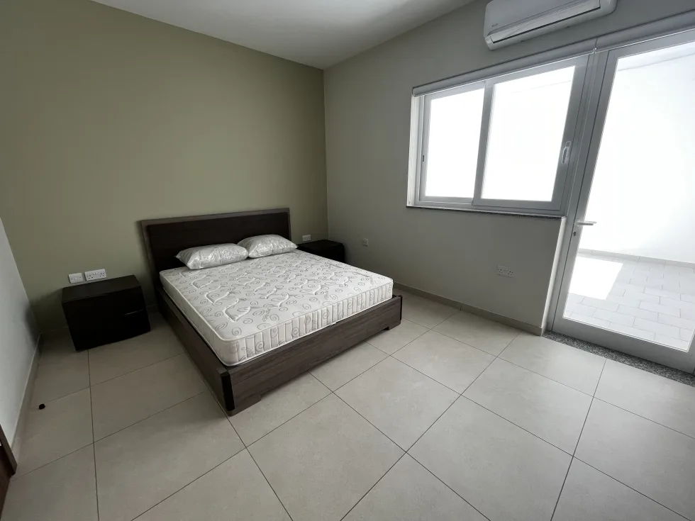 2 bed Penthouse For Rent in San Gwann, San Gwann - thumb 8