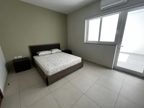 2 bed Penthouse For Rent in San Gwann, San Gwann - thumb 8