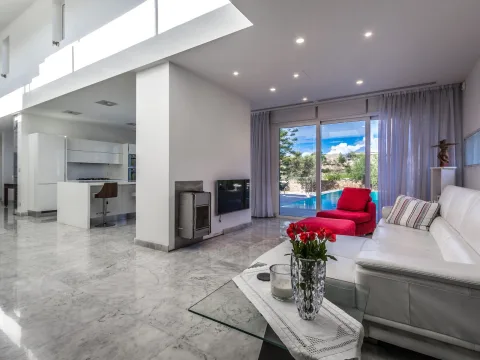 4 bed Villa For Rent in Rabat, Rabat - thumb 4