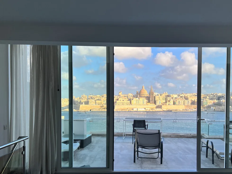 2 bed Penthouse For Rent in Sliema, Sliema - thumb 2