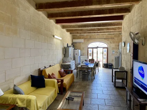 5 bed House of Character For Sale in San Lawrenz, San Lawrenz - thumb 5