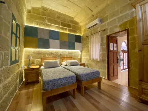 5 bed House of Character For Sale in San Lawrenz, San Lawrenz - thumb 9