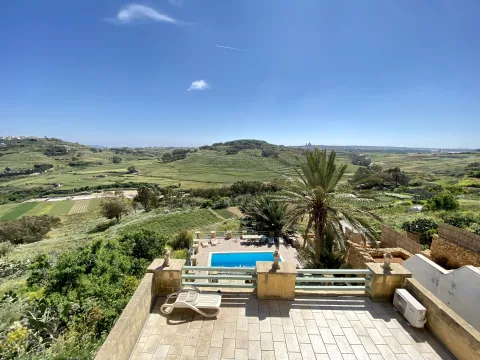 7 bed Farmhouse For Sale in Xaghra, Gozo, Xaghra, Gozo - thumb 1