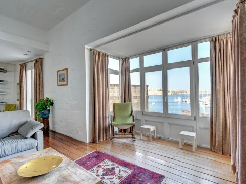 3 bed Town House For Rent in Vittoriosa, Vittoriosa - thumb 2