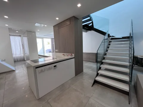 3 bed Town House For Rent in Sliema, Sliema - thumb 6