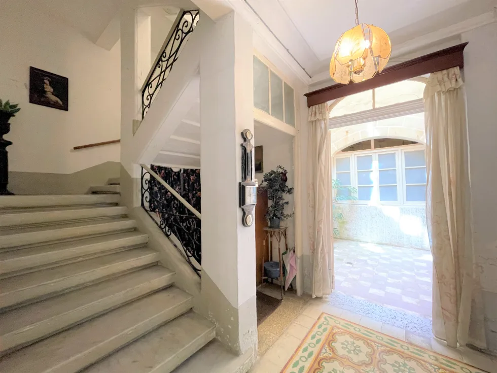 6 bed Palazzo For Sale in Valletta, Valletta - thumb 4