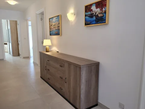 3 bed Penthouse For Rent in Swieqi, Swieqi - thumb 7