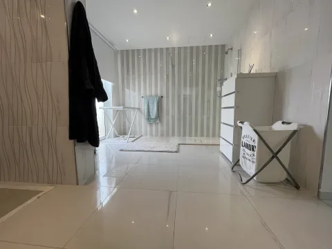 3 bed Apartment For Rent in Ta' Xbiex, Ta' Xbiex - thumb 15