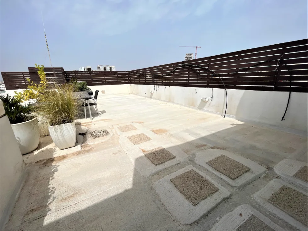 3 bed Apartment For Rent in Ta' Xbiex, Ta' Xbiex - thumb 4