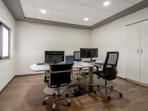 0 bed Office For Rent in Ta' Xbiex, Ta' Xbiex - thumb 9