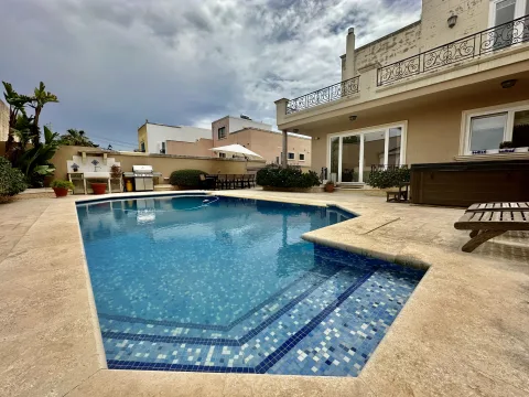 4 bed Villa For Rent in Madliena, Madliena - thumb 1