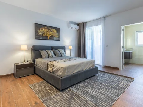 3 bed Apartment For Rent in St Julian's, St Julian's - thumb 8