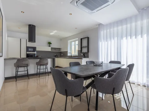 2 bed Apartment For Rent in St Julian's, St Julian's - thumb 4