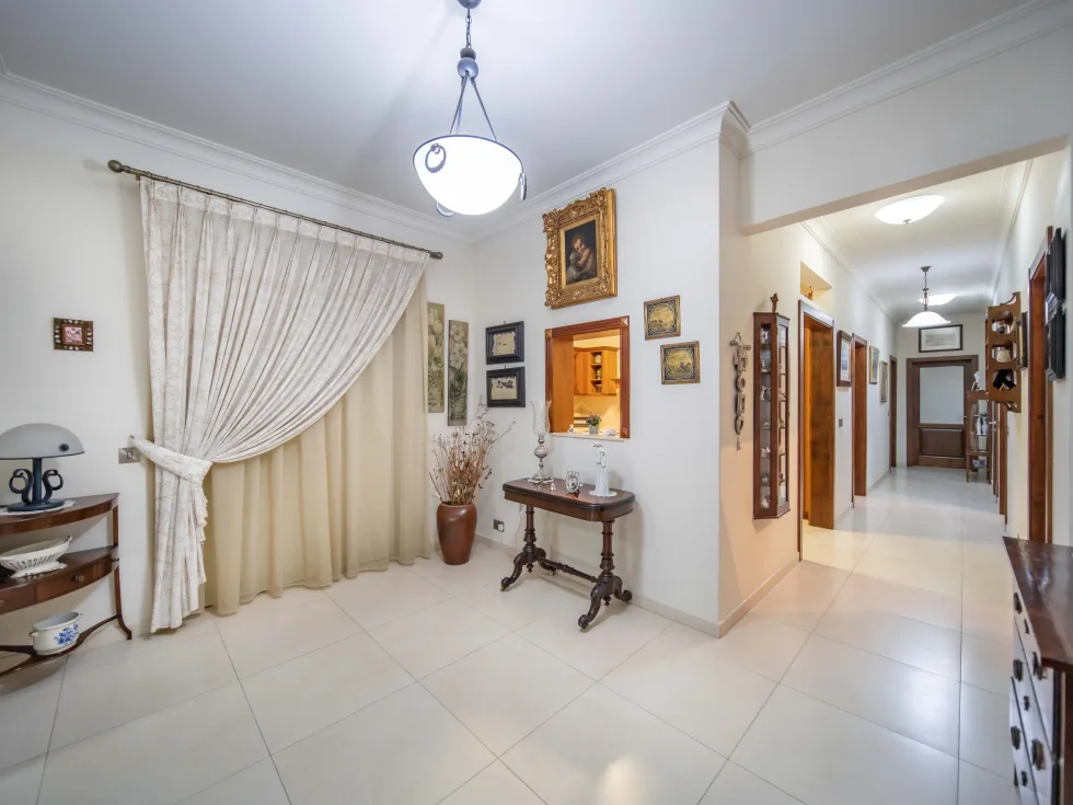 3 bed Apartment For Sale in Sliema, Sliema - thumb 2