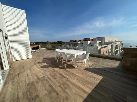 3 bed Penthouse For Rent in Bahar ic-Caghaq, Bahar ic-Caghaq - thumb 1