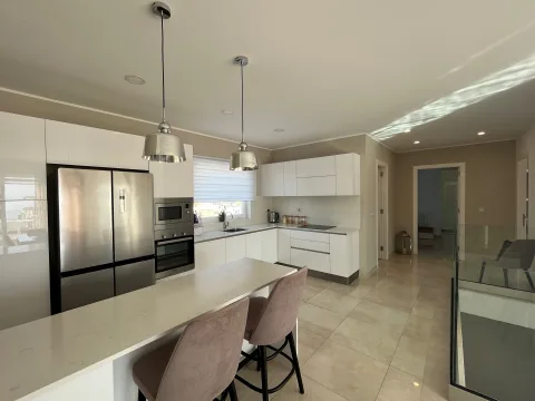 3 bed Penthouse For Rent in Bahar ic-Caghaq, Bahar ic-Caghaq - thumb 10