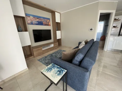 3 bed Penthouse For Rent in Bahar ic-Caghaq, Bahar ic-Caghaq - thumb 6