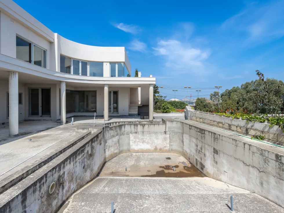 6 bed Villa For Sale in Madliena, Madliena - thumb 4