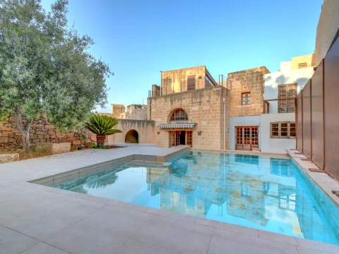 4 bed House of Character For Sale in Qormi, Qormi - thumb 1